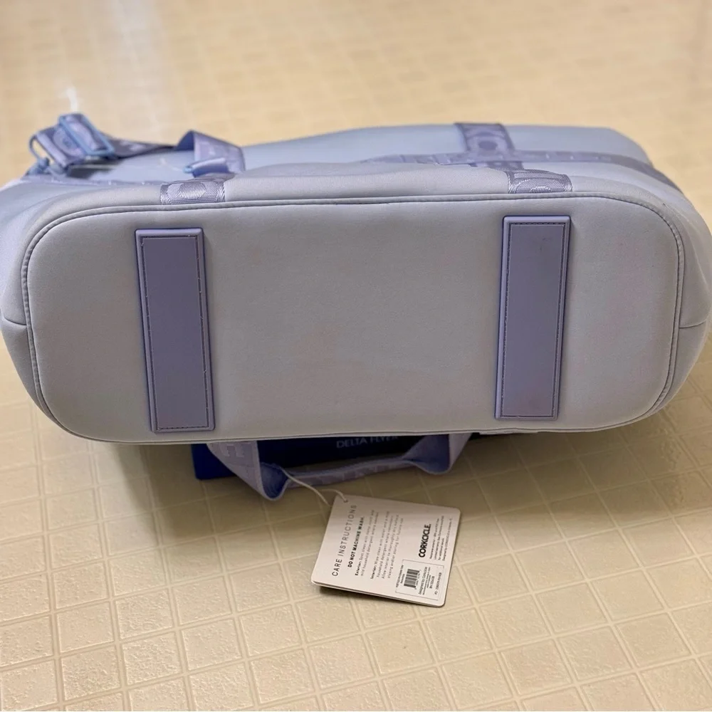 Corkcicle Estelle Tote Light Blue Tote Bag - Picture 3 of 6